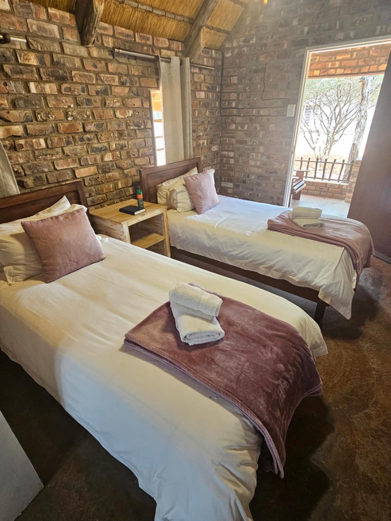 Kaoko Bush Lodge Kamanjab Exteriér fotografie
