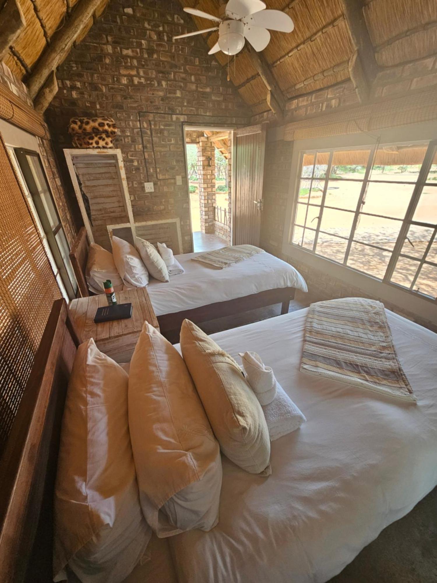 Kaoko Bush Lodge Kamanjab Exteriér fotografie